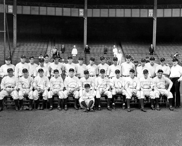 1932 New York Yankees 8X10 Photo - Lou Gehrig Babe Ruth 9 Hall Of Famers - 1225