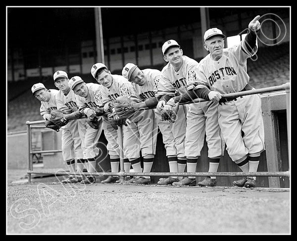 1939 Boston Bees 8X10 Photo - Casey Stengel - 877