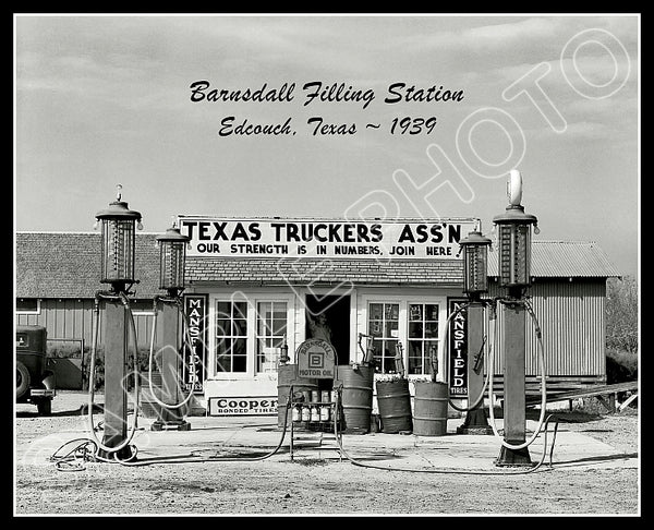 1939 Barnsdall Gas Station 8X10 Photo - Edcouch Texas - 3011