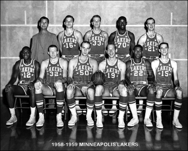 1958-1959 Minneapolis Lakers 8X10 Photo - Elgin Baylor Rookie - 2296