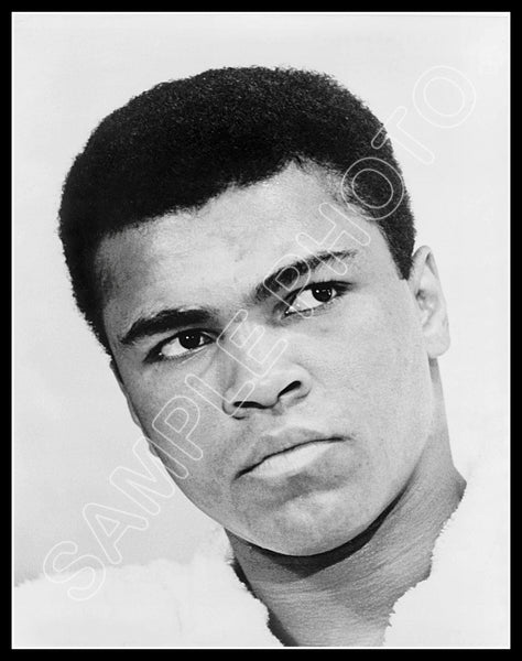 Muhammad Ali 11X14 Photo - Heavyweight Champion - 913