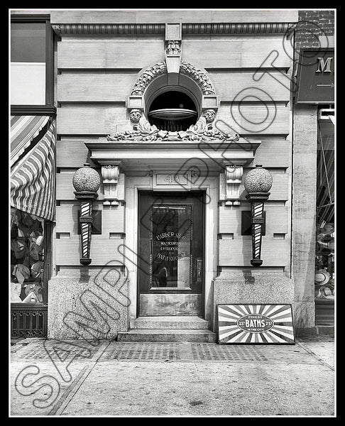 1915 Barber Shop 8X10 Photo - Detroit Michigan - 2307