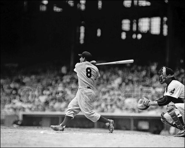Yogi Berra 8X10 Photo - 1956 New York Yankees - 1310