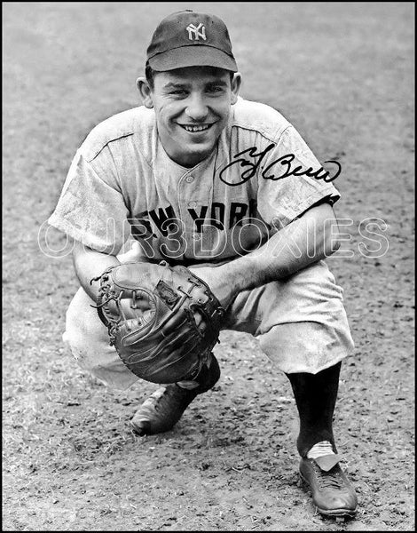 Yogi Berra 11X14 Photo - Autographed New York Yankees - 462