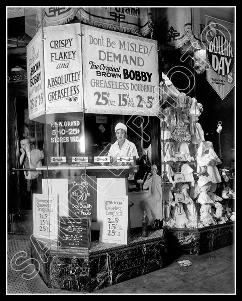 1925 Brown Bobby Doughnuts 8X10 Photo - Washington DC Donuts - 2315