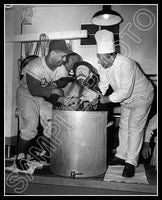 Roy Campanella Emmett Kelly 8X10 Photo - Brooklyn Dodgers Circus - 911