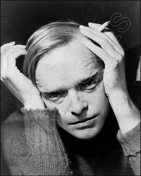 Truman Capote 8X10 Photo - 2668