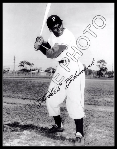 Roberto Clemente 11X14 Photo - Autographed Pittsburgh Pirates - 171