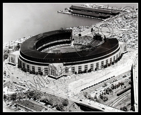 Cleveland Municipal Stadium 8X10 Photo - Indians Browns - 1044