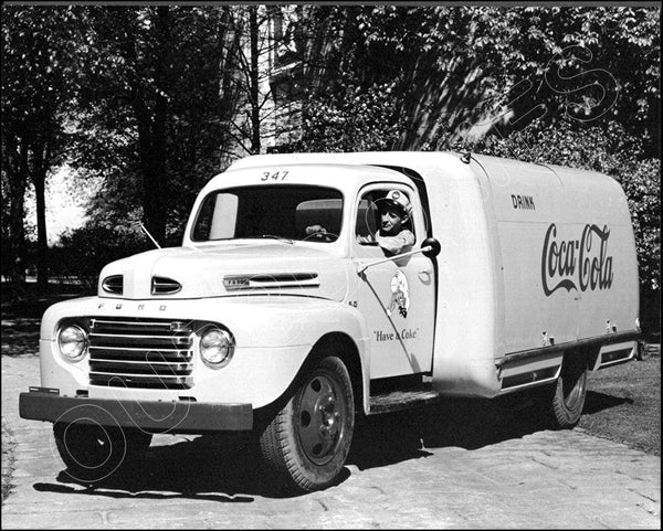 1940's Coca Cola Delivery Truck 8X10 Photo - Coke - 2603