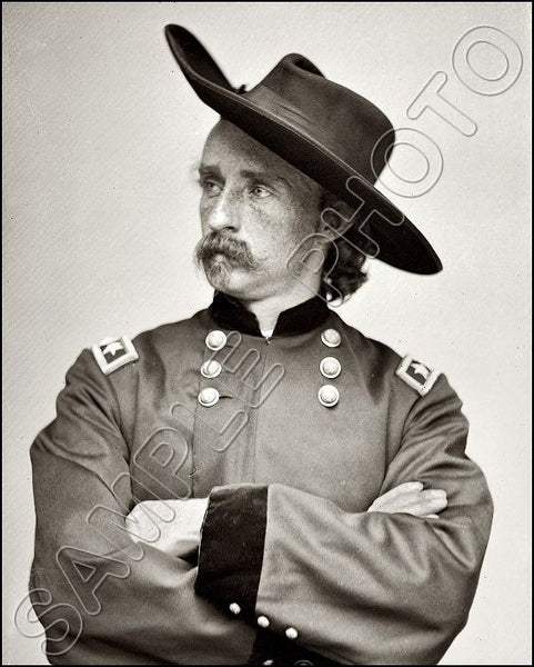 George Custer 8X10 Photo - 2700