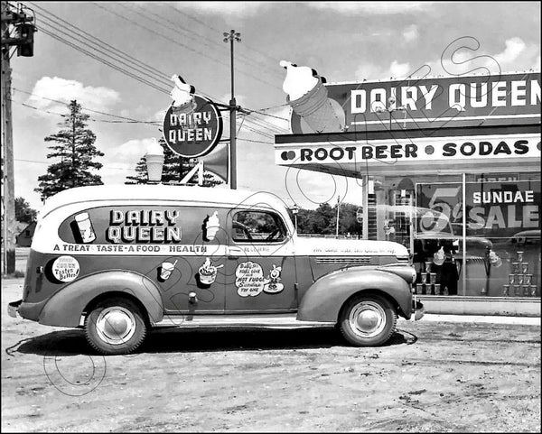 1950's Dairy Queen 8X10 Photo - 2323