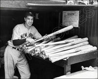 Joe Dimaggio 8X10 Photo - New York Yankees - 1529