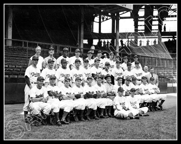 1947 Brooklyn Dodgers 11X14 Photo - Robinson Reese Snider - 2133