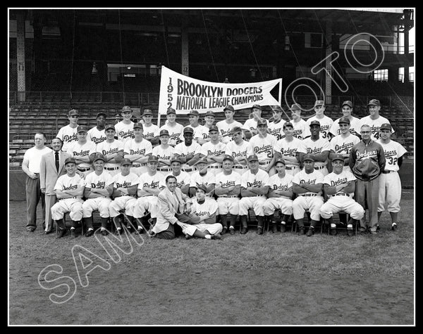 1952 Brooklyn Dodgers 11X14 Photo - Robinson Reese Campanella - 2137