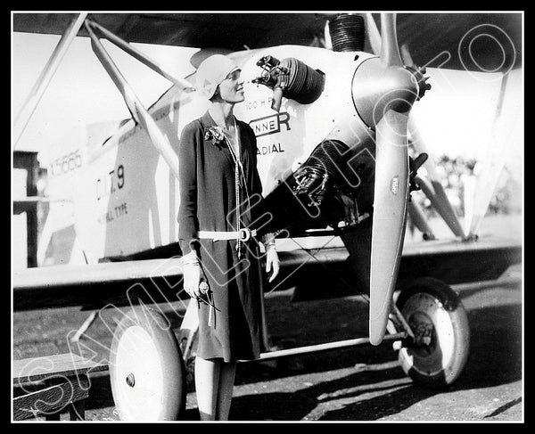1932 Amelia Earhart 8X10 Photo - 2747
