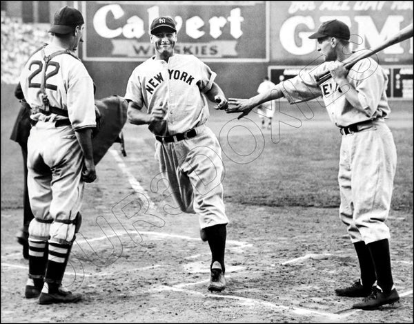 Lou Gehrig 11X14 Photo - 1937 New York Yankees - 358