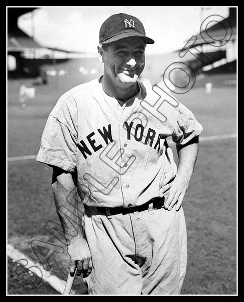 Lou Gehrig 8X10 Photo - New York Yankees - 330