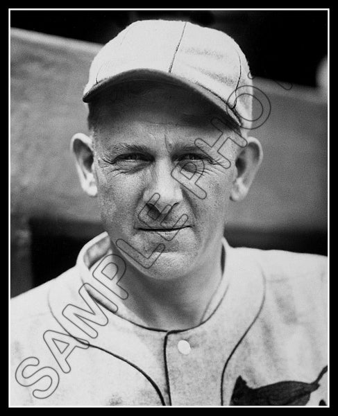 Jesse Haines 8X10 Photo - St. Louis Cardinals - 404