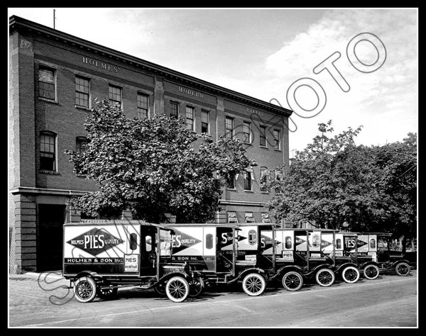 1920 Holmes Bakery Pie Trucks 11X14 Photo - Washington DC - 2334
