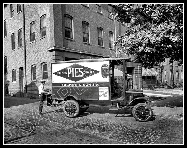 1920 Holmes Bakery Pie Truck 11X14 Photo - Washington DC - 2336