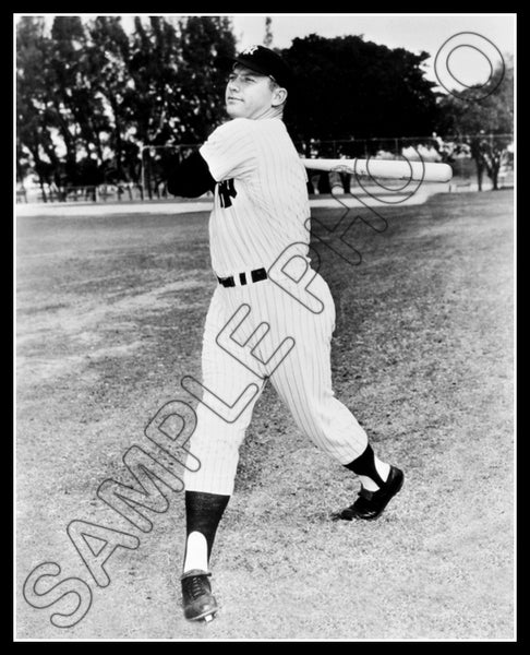 Mickey Mantle 8X10 Photo - New York Yankees - 488