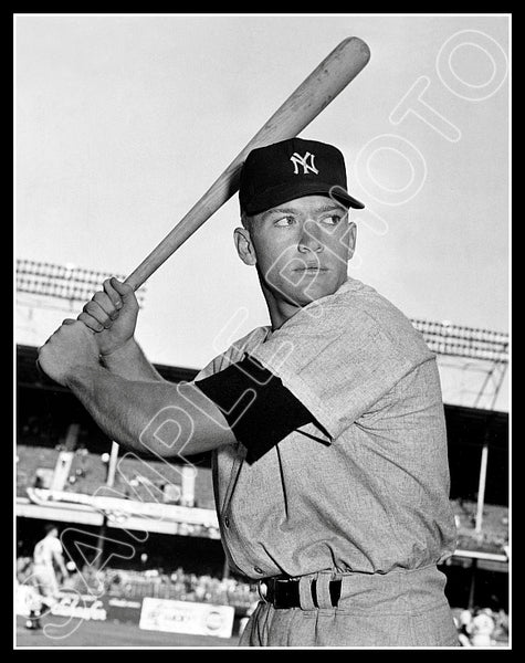 Mickey Mantle 11X14 Photo - New York Yankees - 493