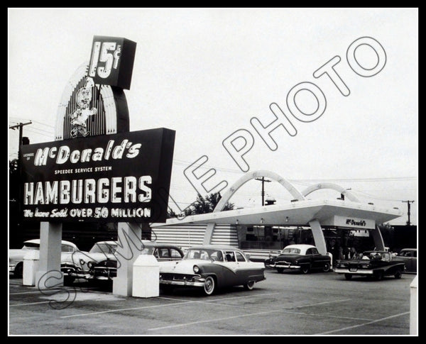 1950's McDonald's Restaurant 8X10 Photo - Des Plaines Illinois - 2354