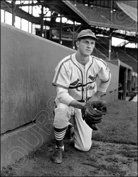 Stan Musial 11X14 Photo - St. Louis Cardinals - 1372