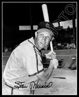 Stan Musial 8X10 Photo - Autographed St. Louis Cardinals - 578