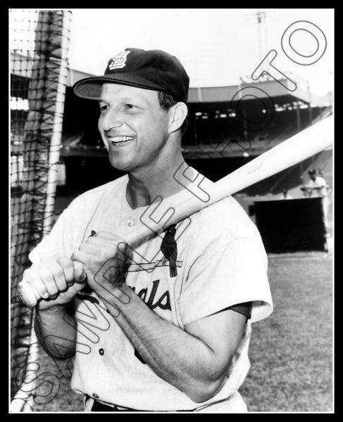 Stan Musial 8X10 Photo - St. Louis Cardinals - 587