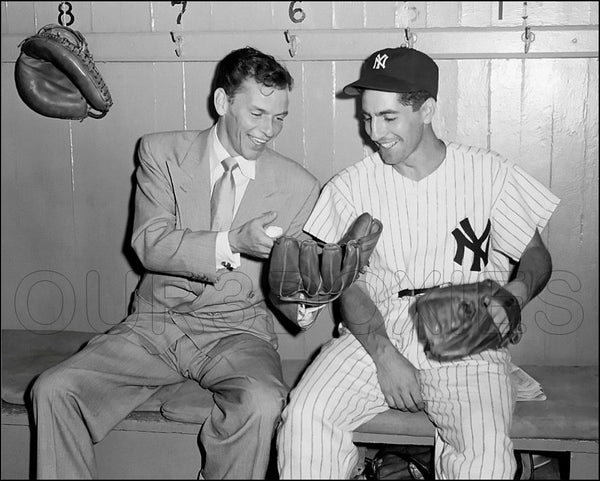 Frank Sinatra Phil Rizzuto 8X10 Photo - 1949 New York Yankees - 11962