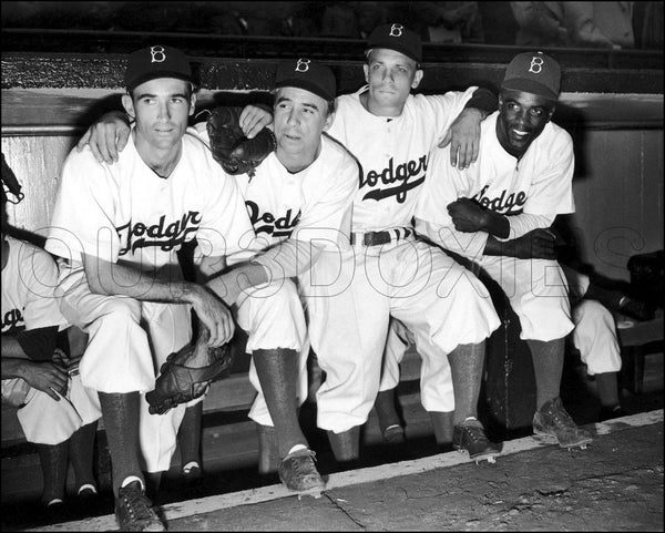 Pee Wee Reese Autographed Photo - 8x10