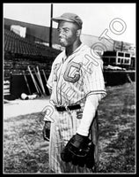 Jackie Robinson 11X14 Photo - 1945 Kansas City Monarchs - 638