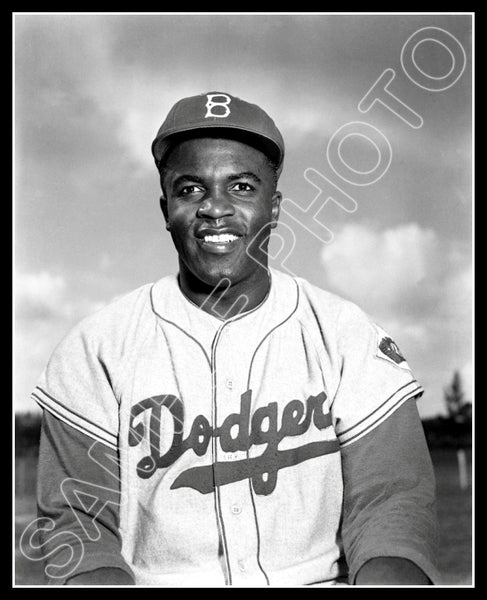 Jackie Robinson 8X10 Photo - Brooklyn Dodgers - 632