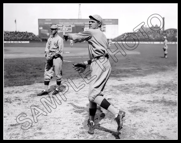 Babe Ruth 11X14 Photo - 1916 Boston Red Sox - 708