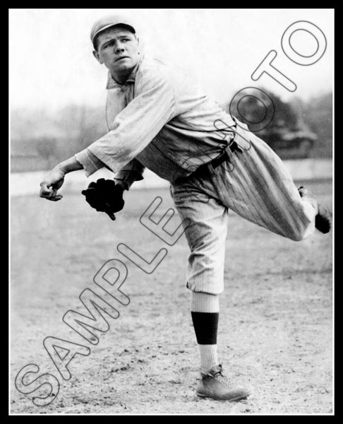 Babe Ruth 8X10 Photo - 1916 Boston Red Sox - 664