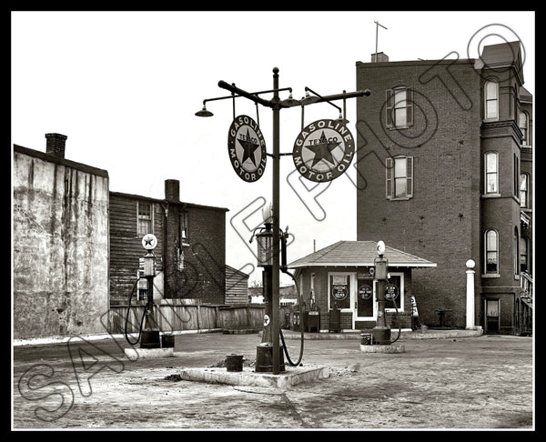 1925 Texaco Gas Station 8X10 Photo - 3037