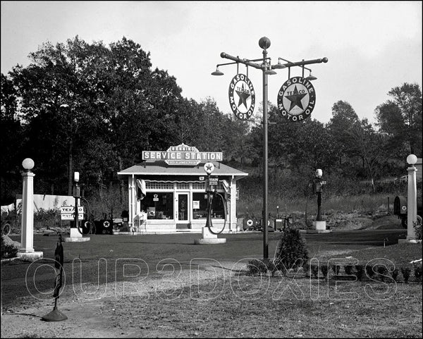 1924 Texaco Gas Station 8X10 Photo - 3039