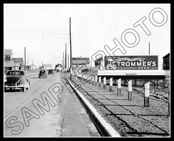 Trommer's Beer Billboard 8X10 Photo - New Jersey 1939 - 2278