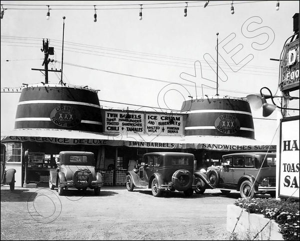 1939 Twin Barrels Restaurant 8X10 Photo - XXX Root Beer Los Angeles California - 2376