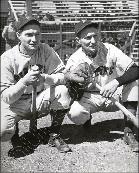 Waner Brothers 8X10 Photo - Paul Lloyd Pittsburgh Pirates  - 3313