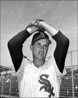 Hoyt Wilhelm 8X10 Photo - Chicago White Sox - 1421